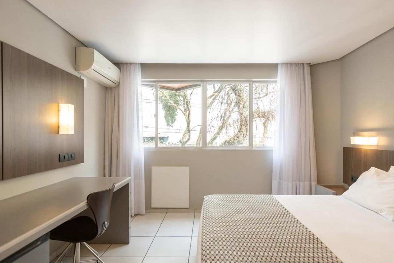 Saint Emilion By Atlantica Hotel Curitiba Exterior foto